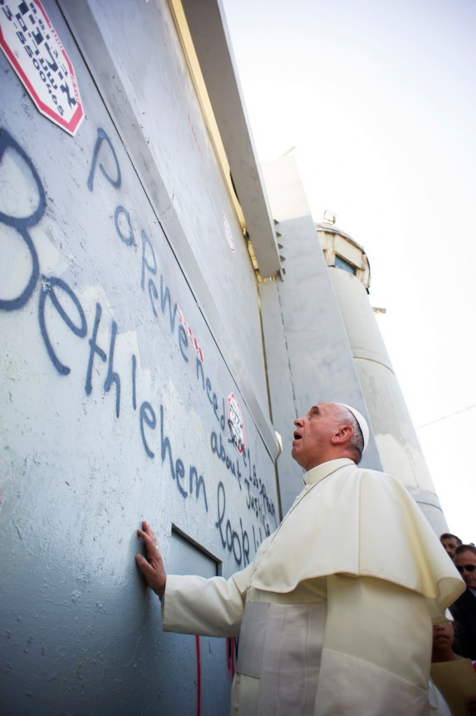 1popeseparationwall