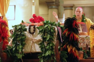 1marianne-enshrinement-side1-b