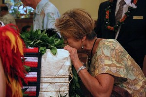 1marianne-enshrinement-side1-d